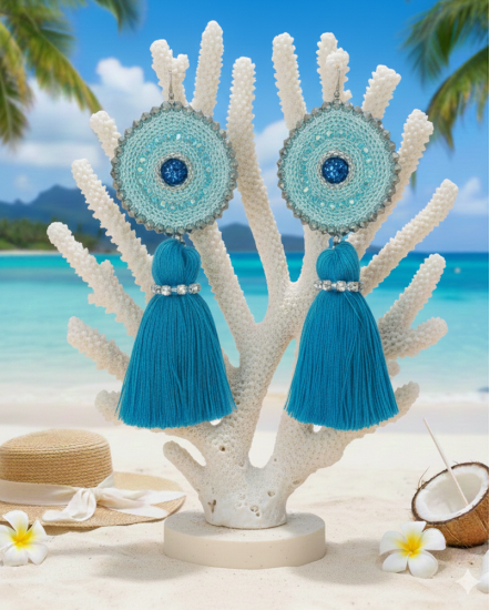 Háčkované  dizajnové náušnice "Modrý Mauritius"